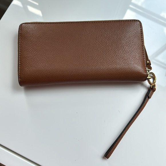 TORY BURCH Leather Wallet & Tote Bag. - Picture 5 of 16